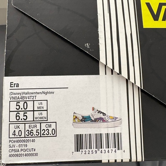 Vans Nightmare Before Christmas Era - Picture 2 of 8